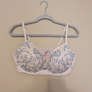 Victoria's Secret Lace Bra - Cream and Blue